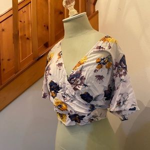 Abercrombie&Fitch never been worn cross cross top